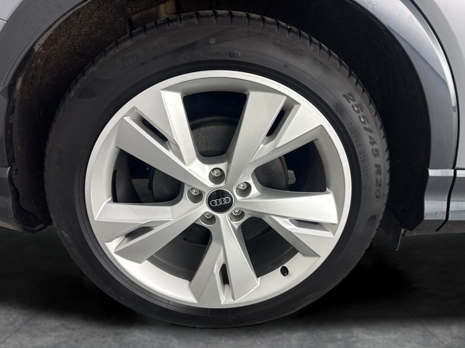 Used Audi Q4 e-tron 2023 for sale - 77576905: Photo 25