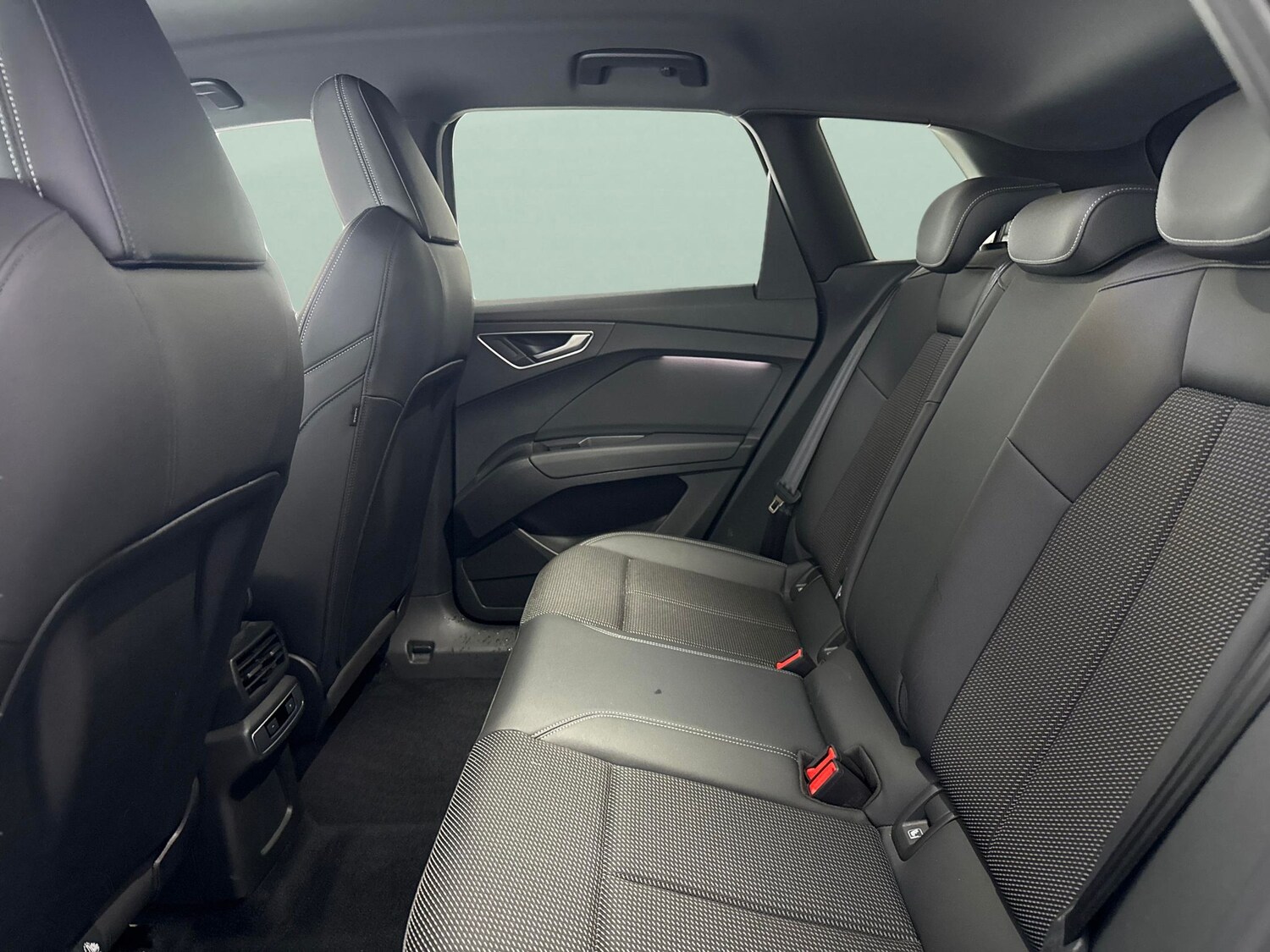 Used Audi Q4 e-tron 2023 for sale - 77576905: Photo 26