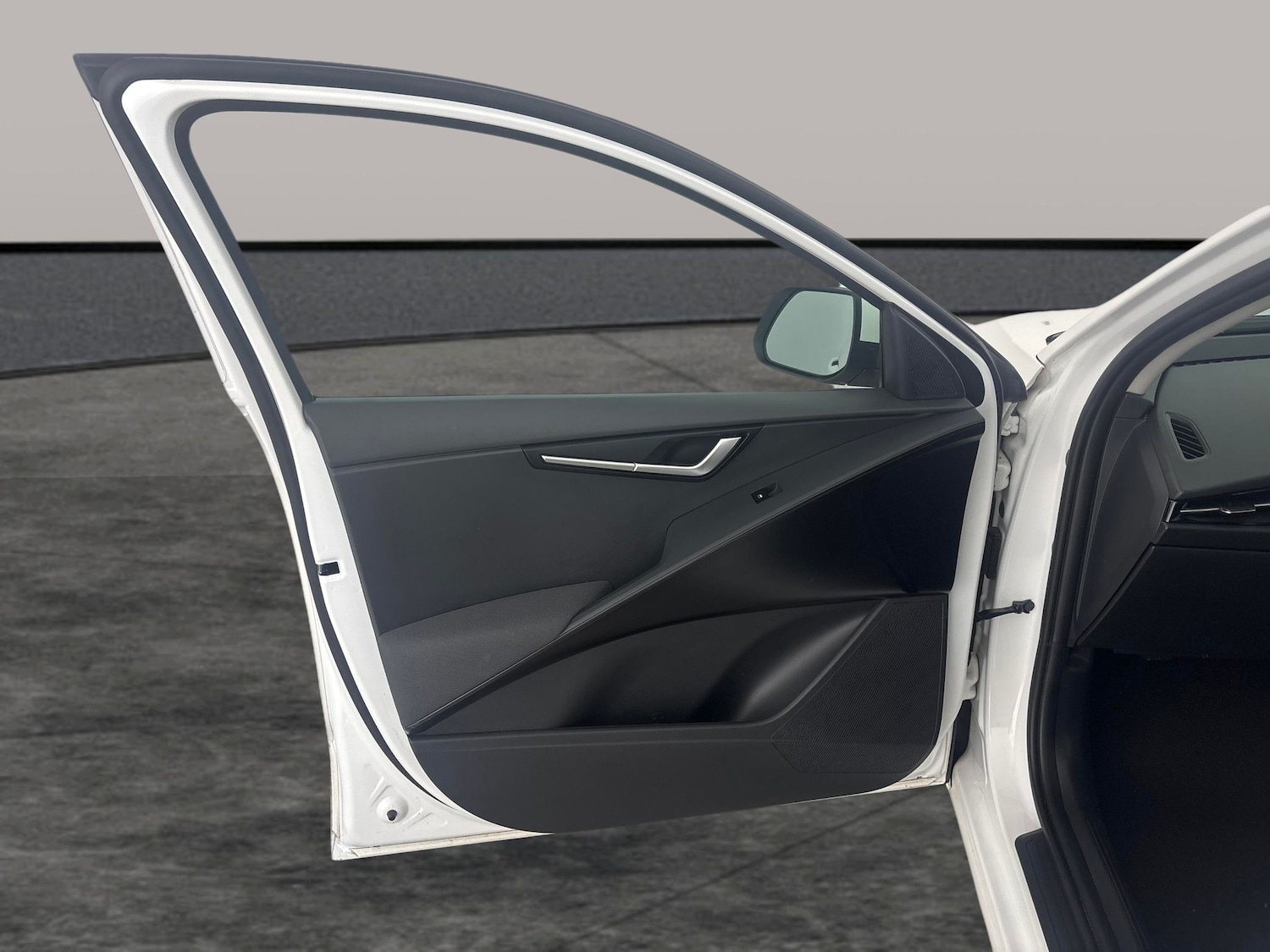 Used Kia Niro 2023 for sale - 78218529: Photo 25