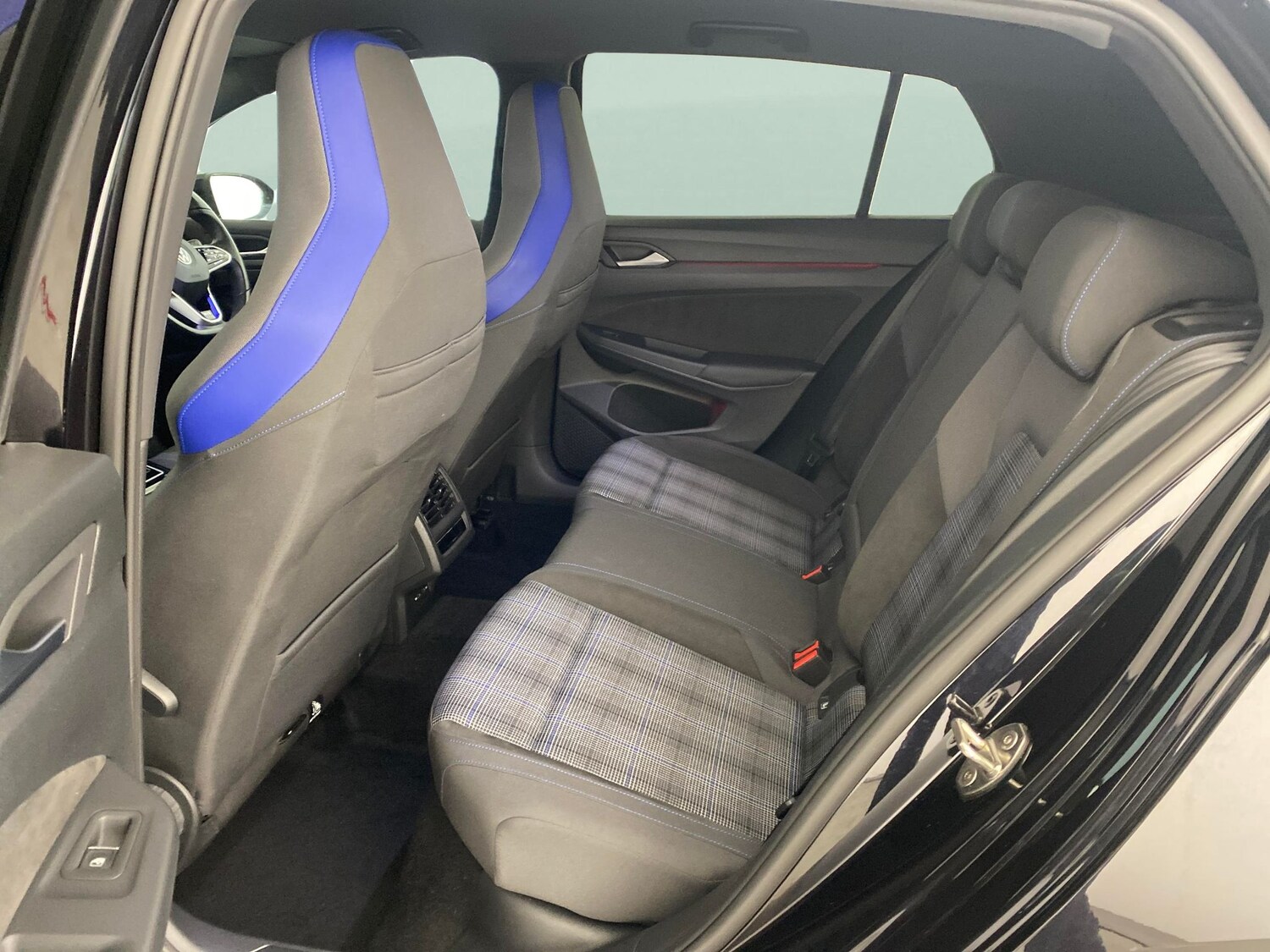 Used Volkswagen Golf 2023 for sale - 77916980: Photo 28