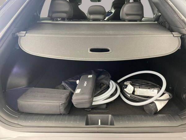 Used Kia EV6 2023 for sale - 76118123: Photo 11