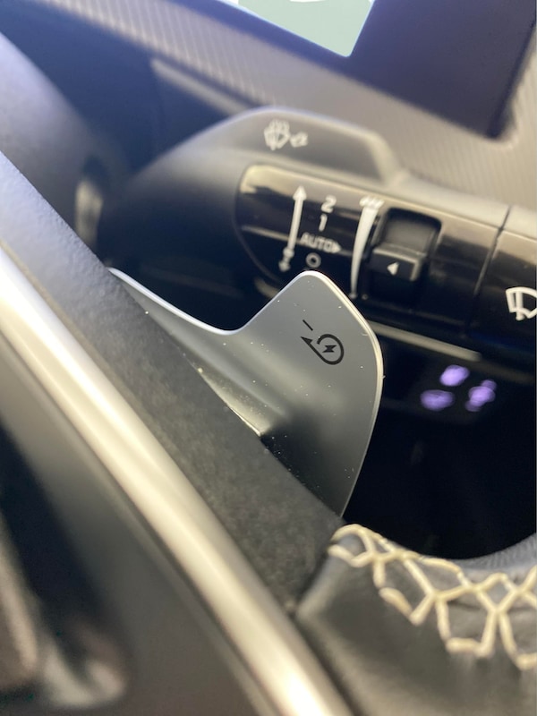 Used Kia EV6 2023 for sale - 76118123: Photo 29