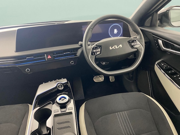 Used Kia EV6 2023 for sale - 76118123: Photo 6