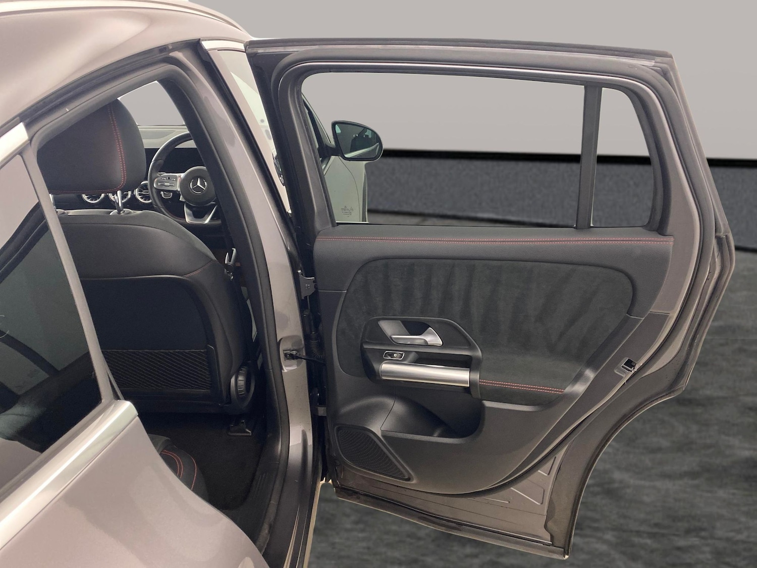 Used Mercedes-Benz EQA 2023 for sale - 77815106: Photo 26