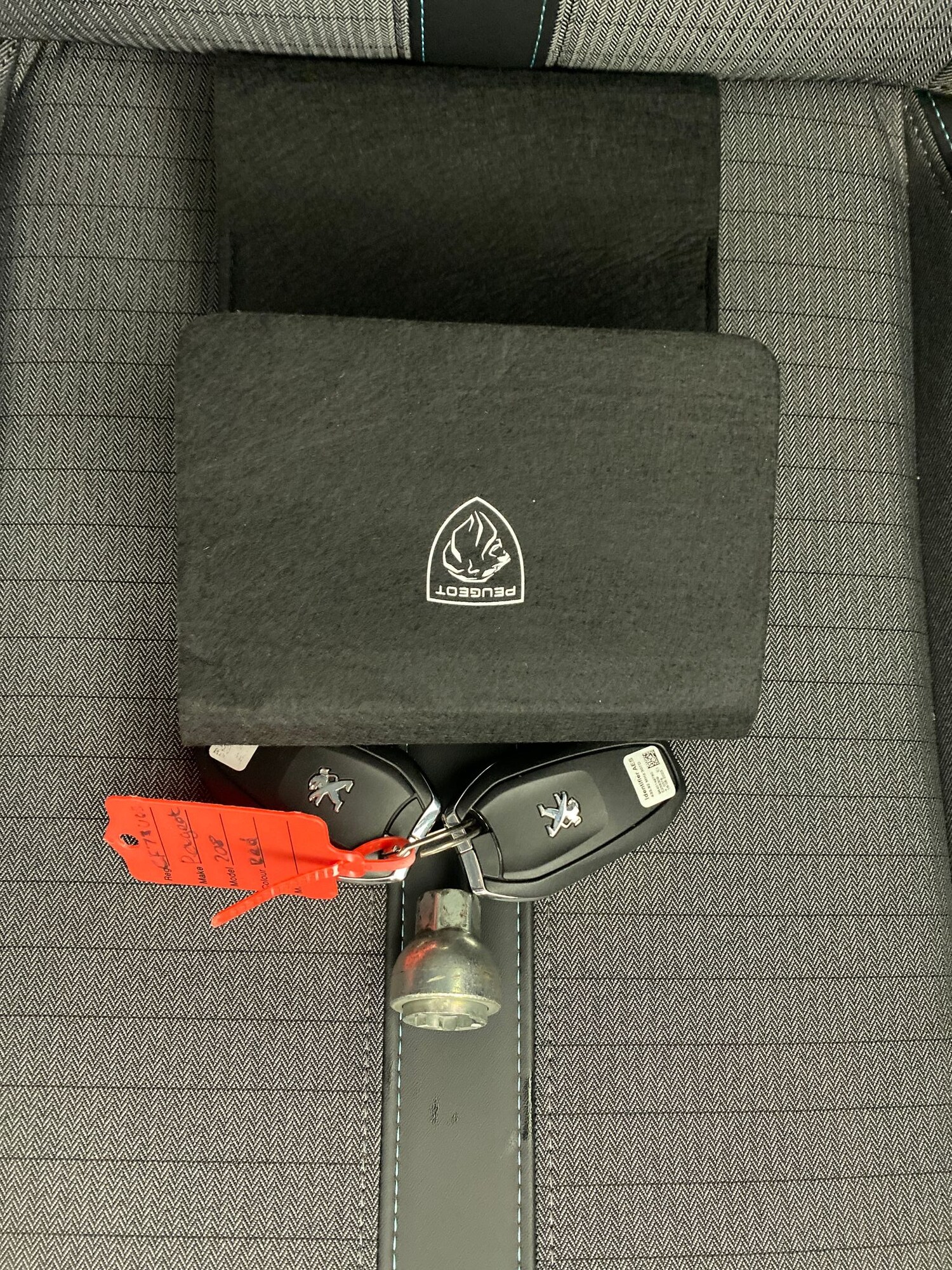 Used Peugeot 208 2023 for sale - 77607351: Photo 27