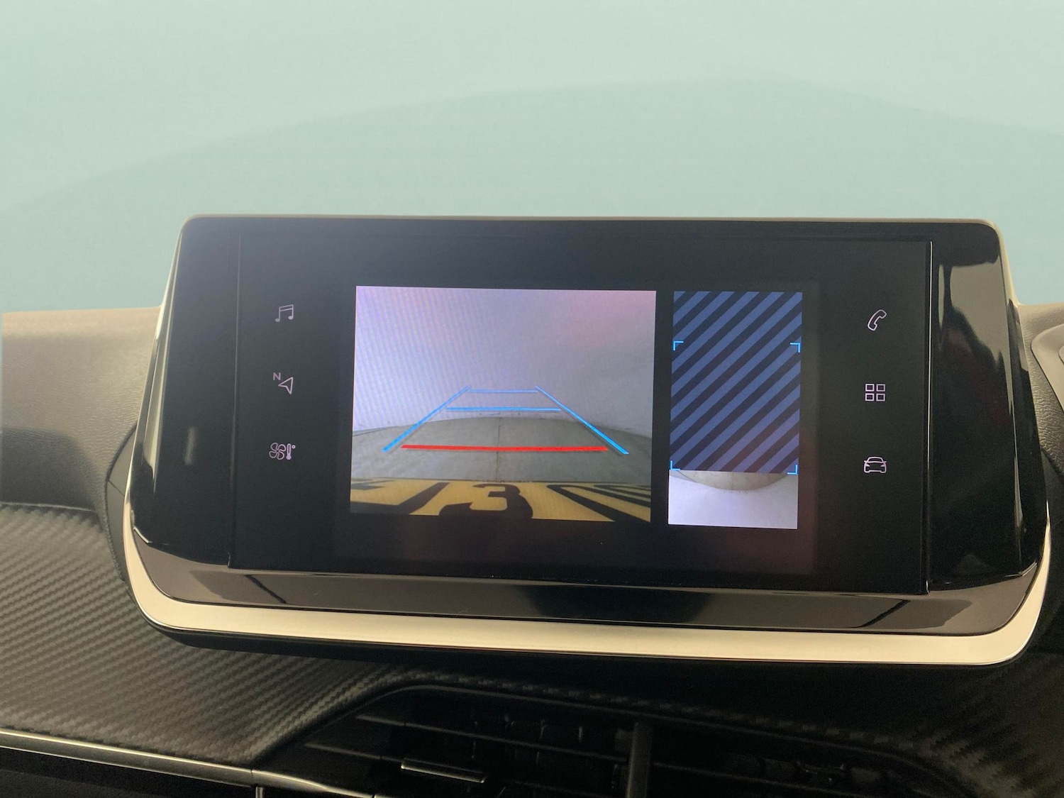 Used Peugeot 208 2023 for sale - 77607351: Photo 5