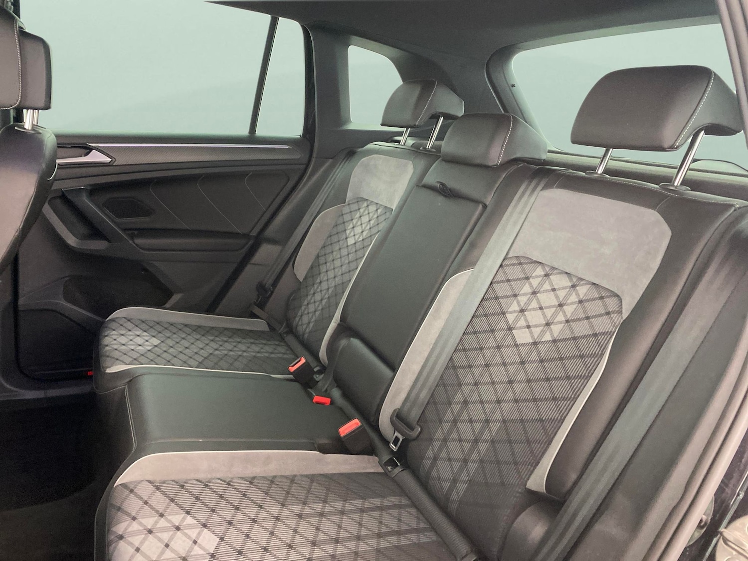 Used Volkswagen Tiguan 2022 for sale - 77149024: Photo 24