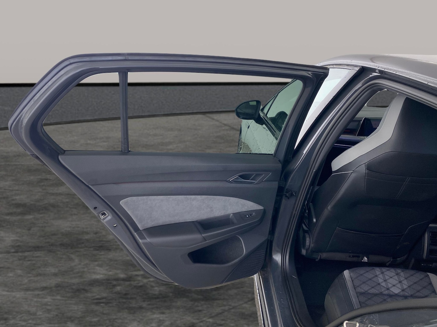 Used Volkswagen Golf 2024 for sale - 77591742: Photo 21