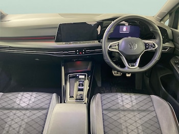 Used Volkswagen Golf 2024 for sale - 77591742: Photo