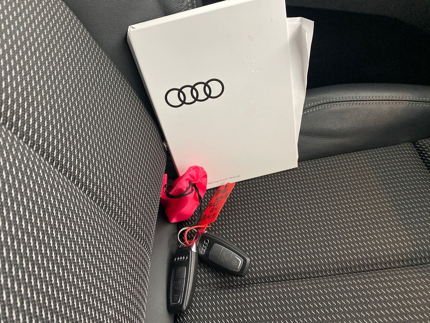 Used Audi Q4 e-tron 2022 for sale - 76428499: Photo 39