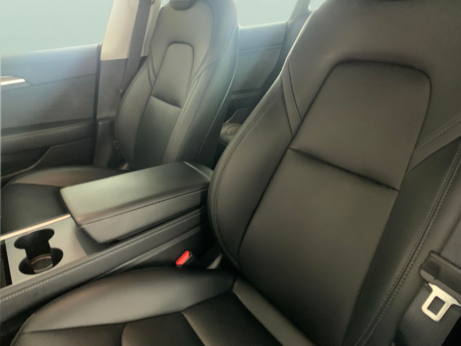 Used Tesla Model 3 2022 for sale - 77318609: Photo 8