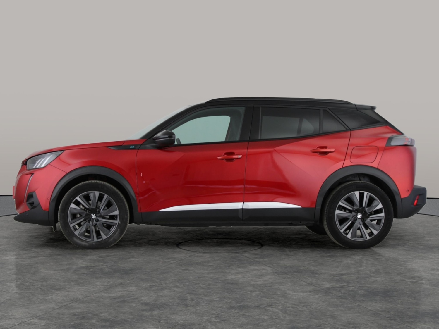 Used Peugeot E-2008 2022 for sale - 76384784: Photo 13