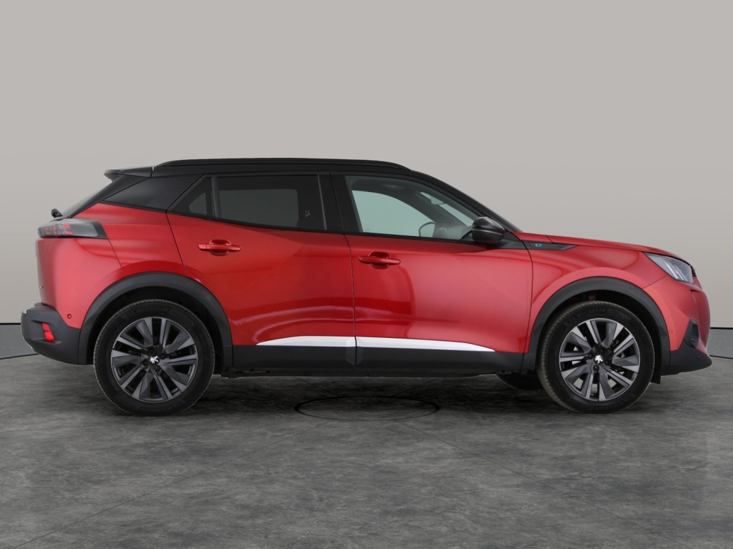 Used Peugeot E-2008 2022 for sale - 76384784: Photo 7