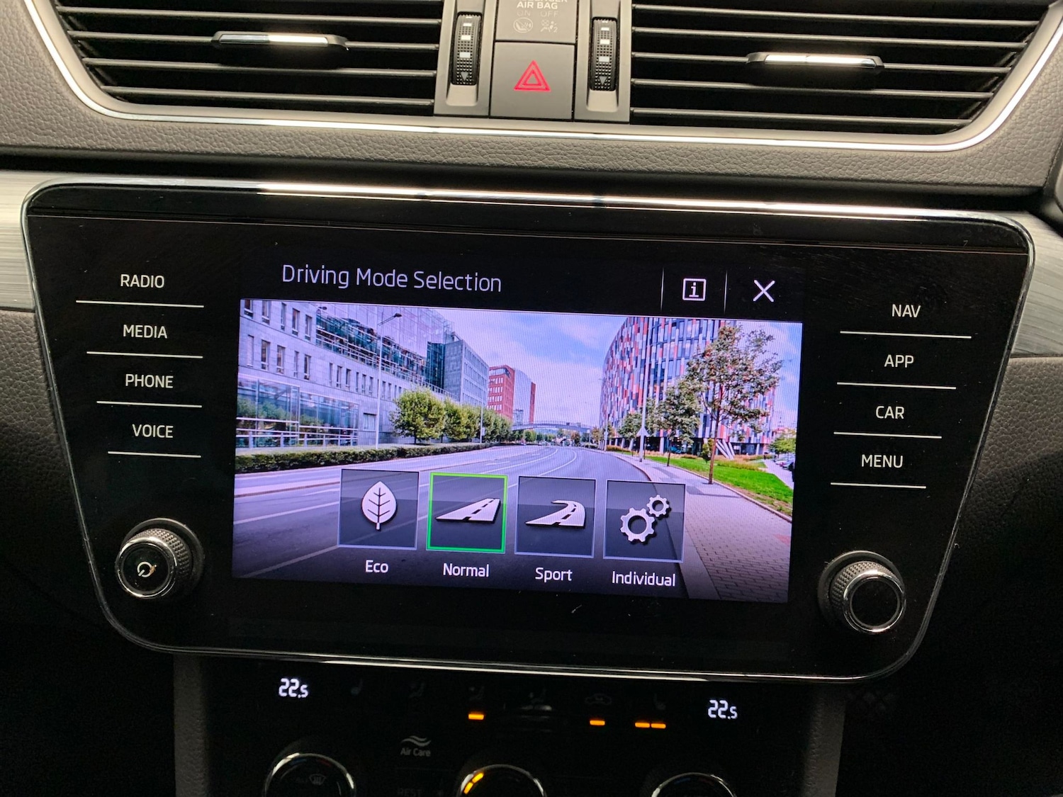 Used Skoda Superb 2020 for sale - 76525968: Photo 18