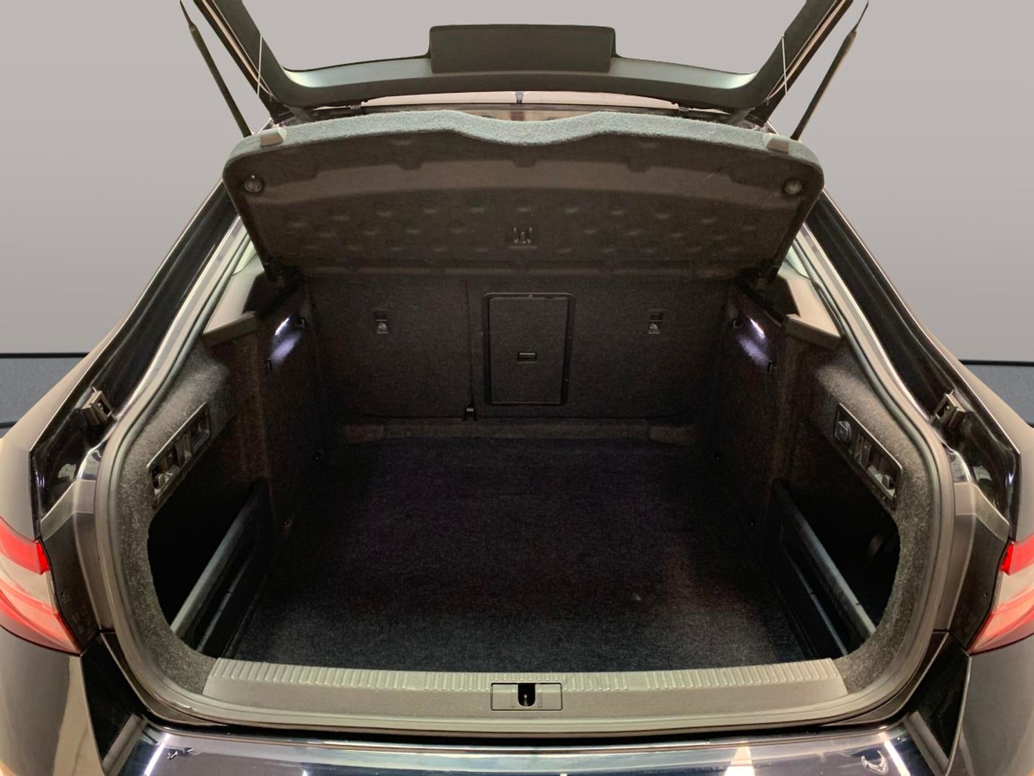 Used Skoda Superb 2020 for sale - 76525968: Photo 33