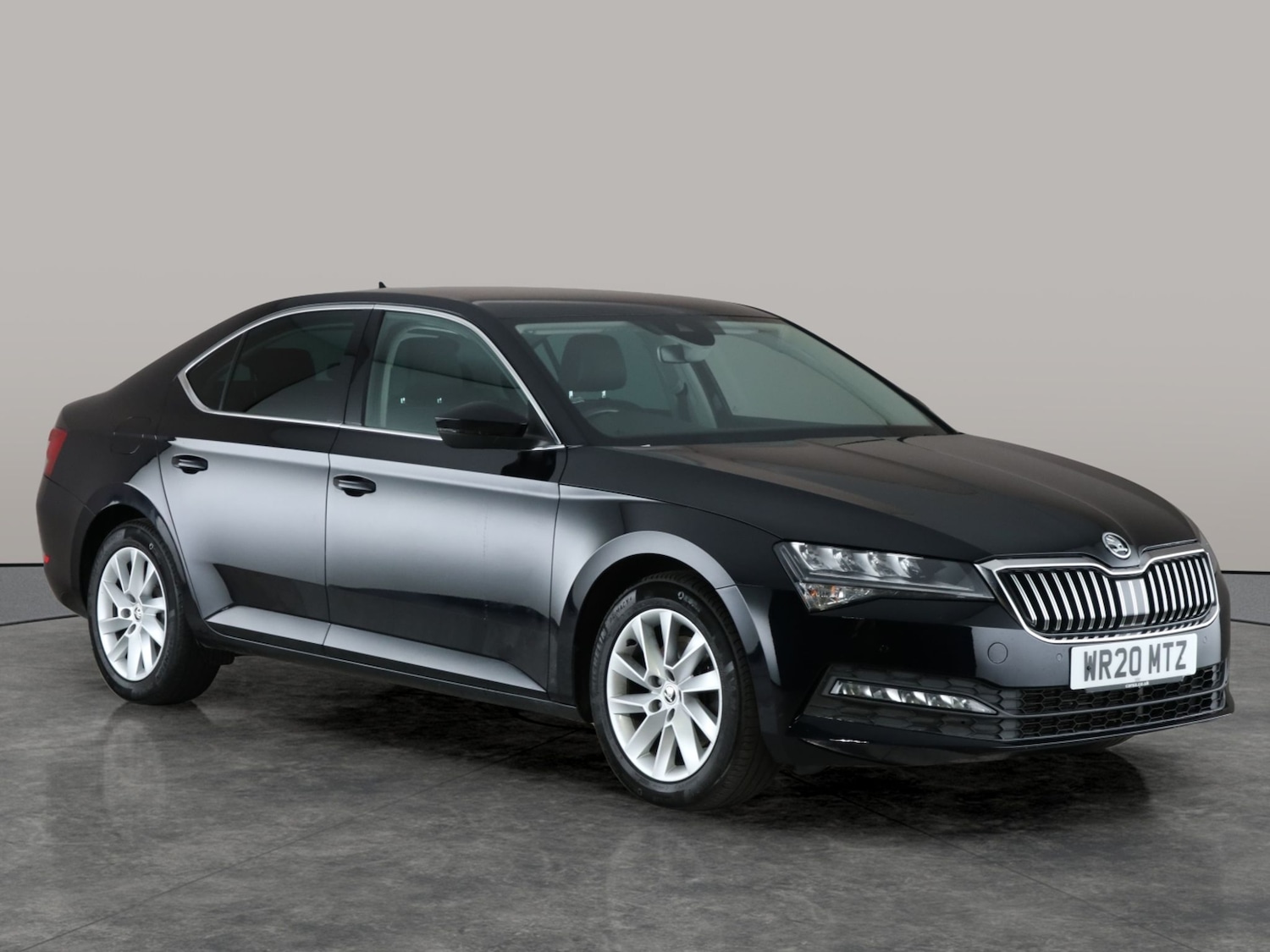 Used Skoda Superb 2020 for sale - 76525968: Photo 8