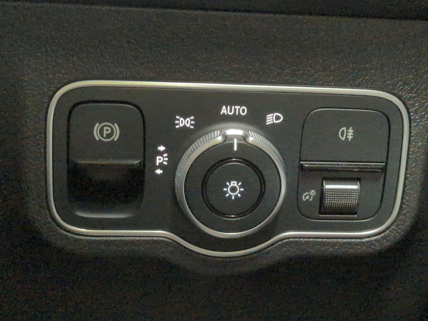 Vehicle 33