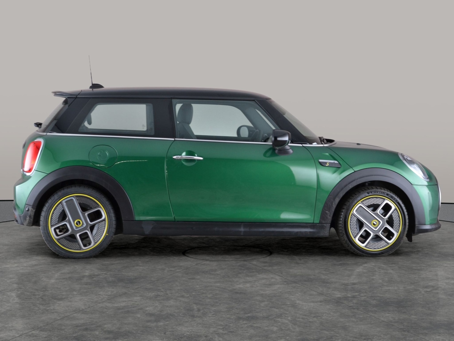 Used MINI Hatch 2022 for sale - 77259457: Photo 8