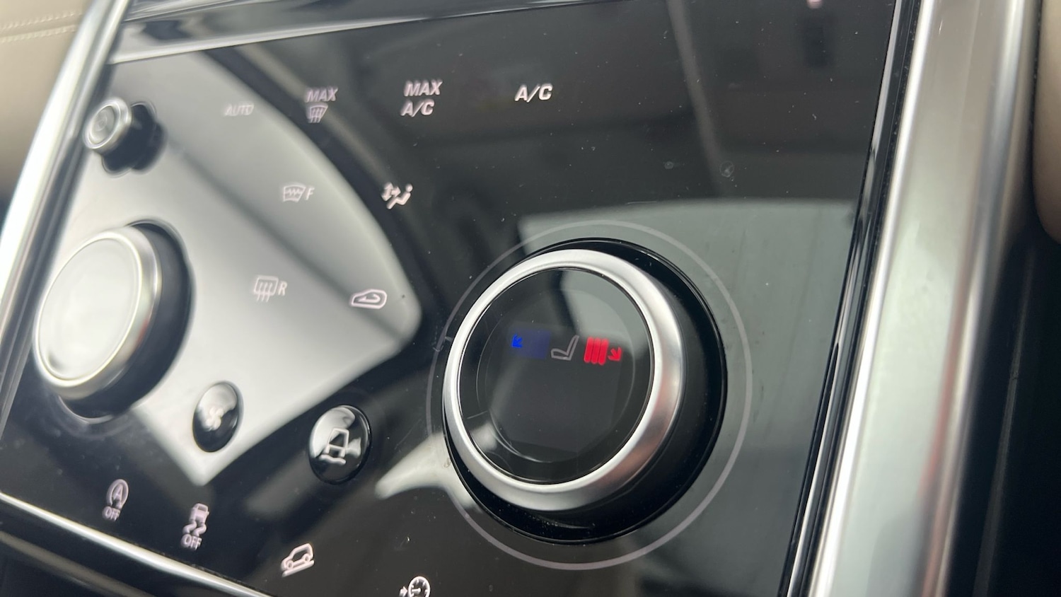 Used Land Rover Discovery Sport 2021 for sale - 77136680: Photo 27