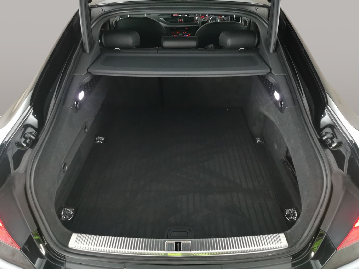 Used Audi A7 2018 for sale - 77053444: Photo 36