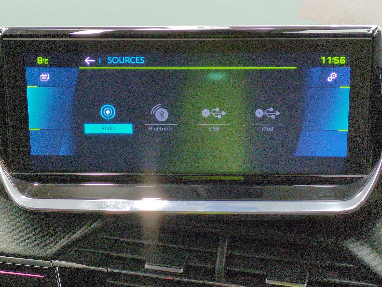 Used Peugeot E-2008 2020 for sale - 76717842: Photo 15