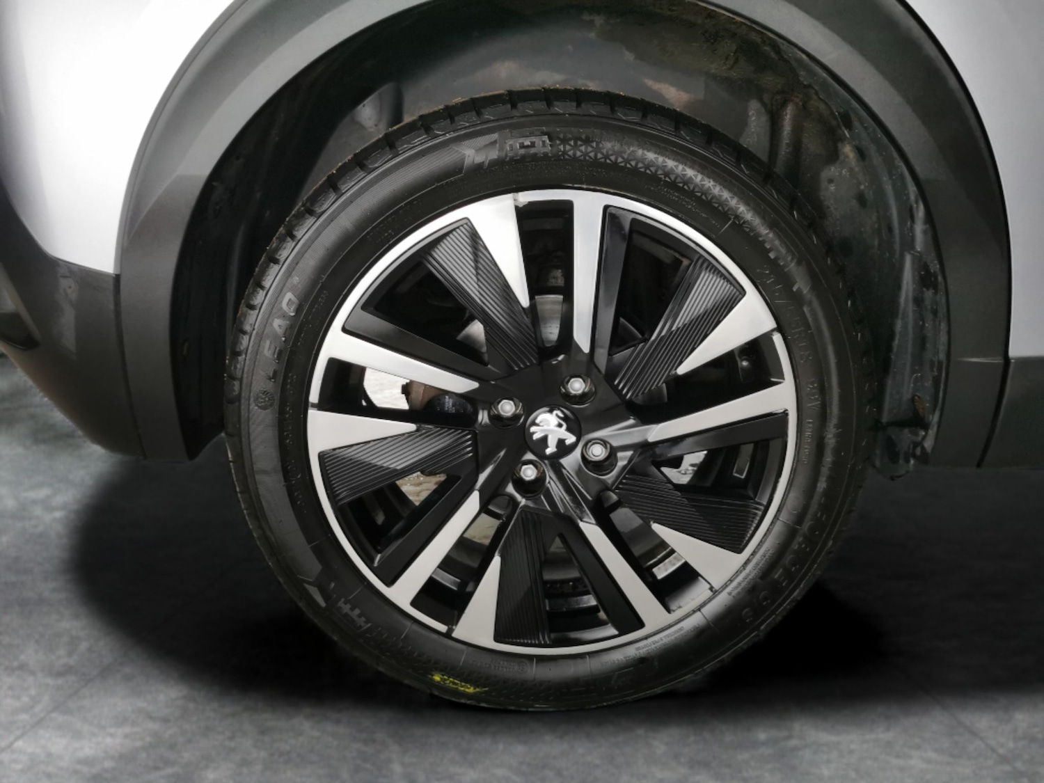 Used Peugeot E-2008 2020 for sale - 76717842: Photo 27