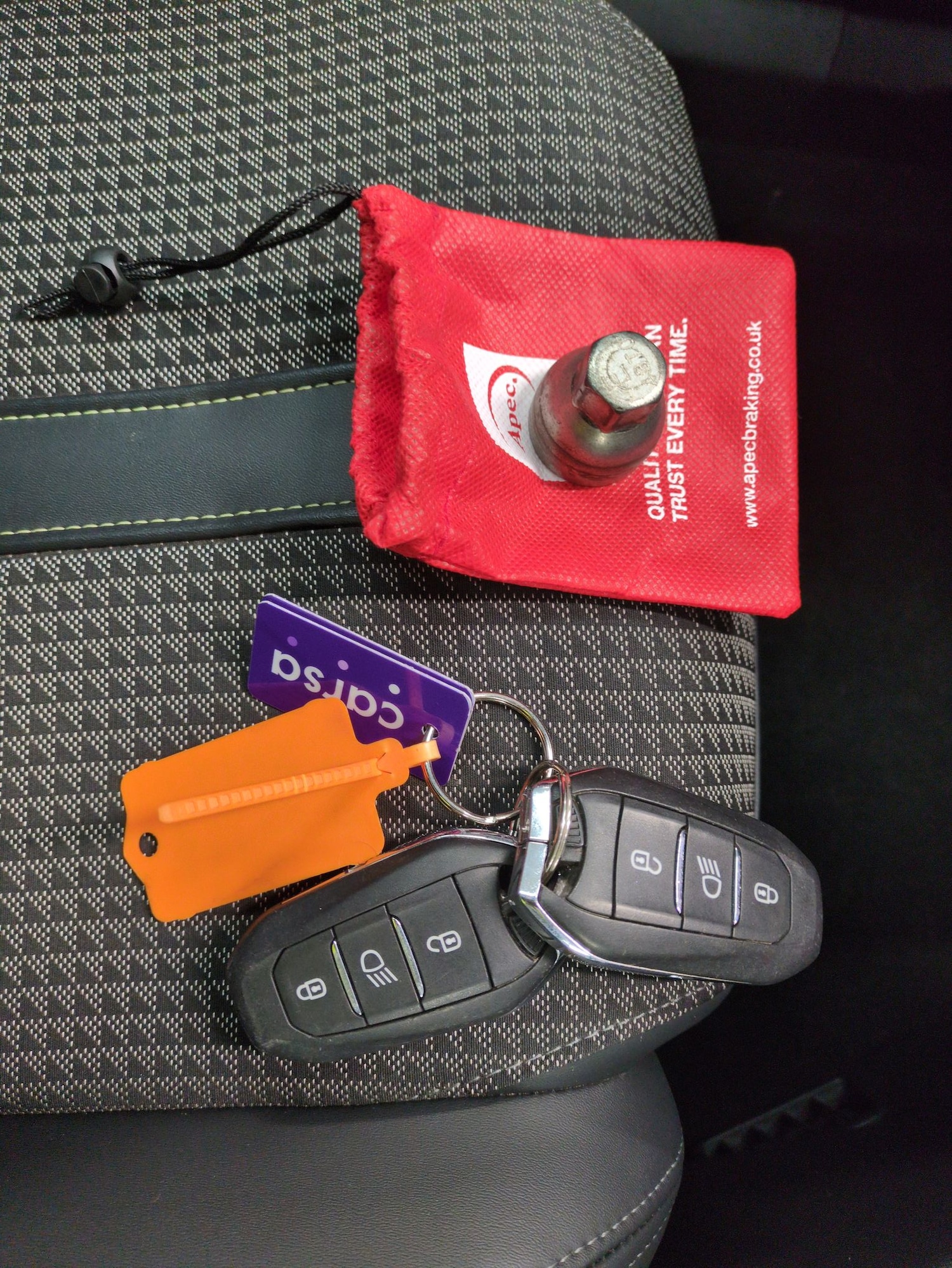 Used Peugeot E-2008 2020 for sale - 76717842: Photo 34