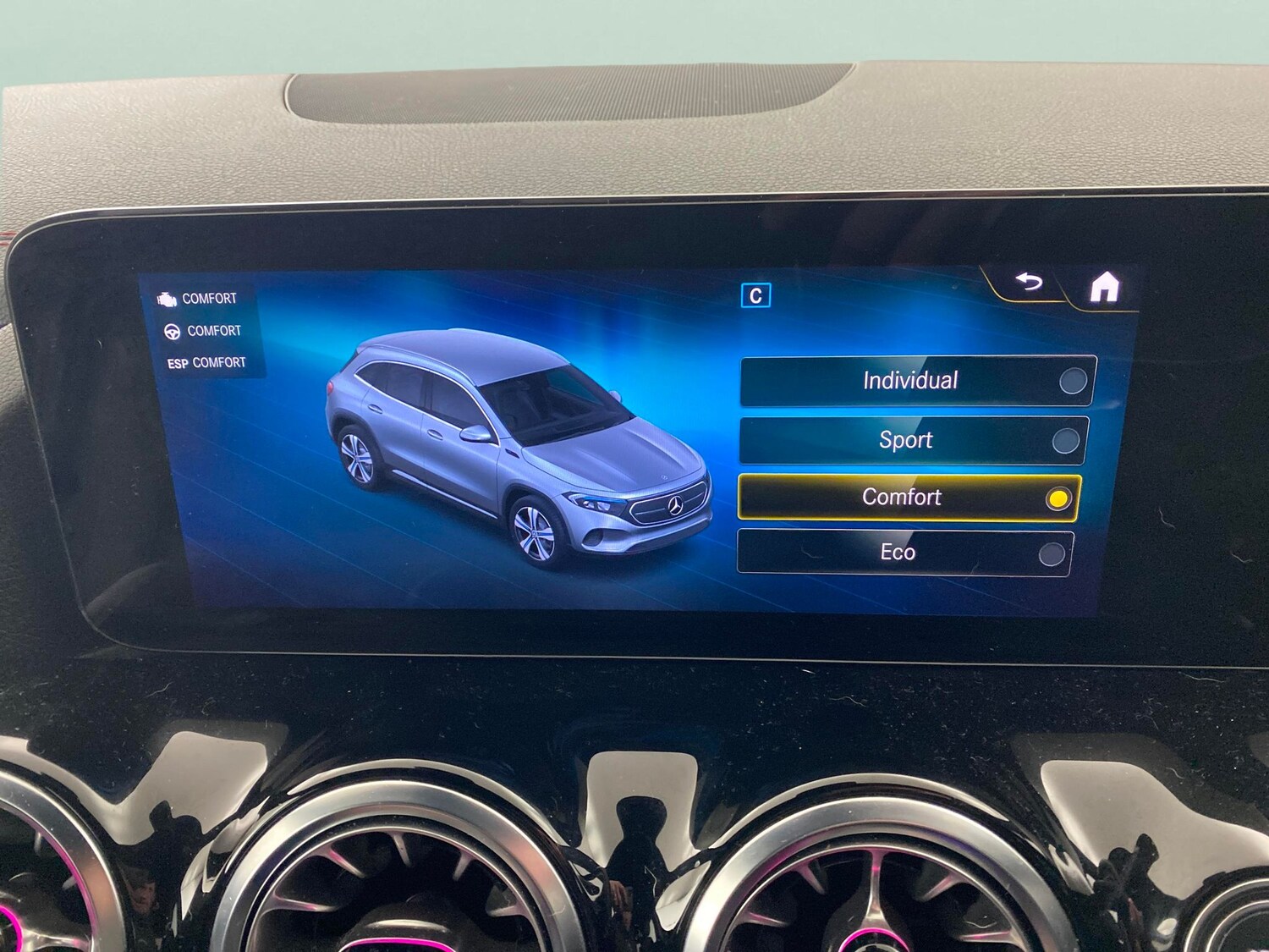 Used Mercedes-Benz EQA 2023 for sale - 77476767: Photo 15