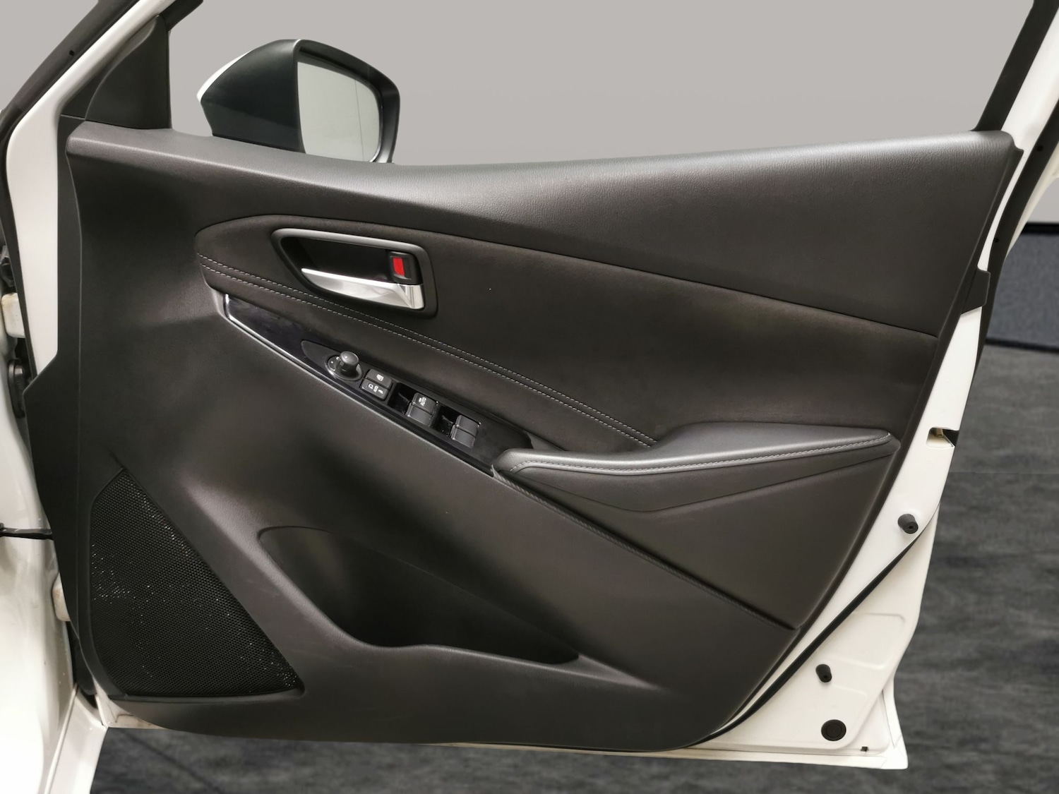 Used Mazda Mazda2 2022 for sale - 76931971: Photo 31