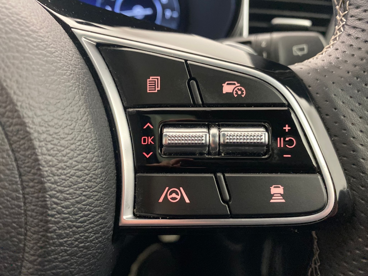 Used Kia Pro Ceed 2023 for sale - 76318380: Photo 32