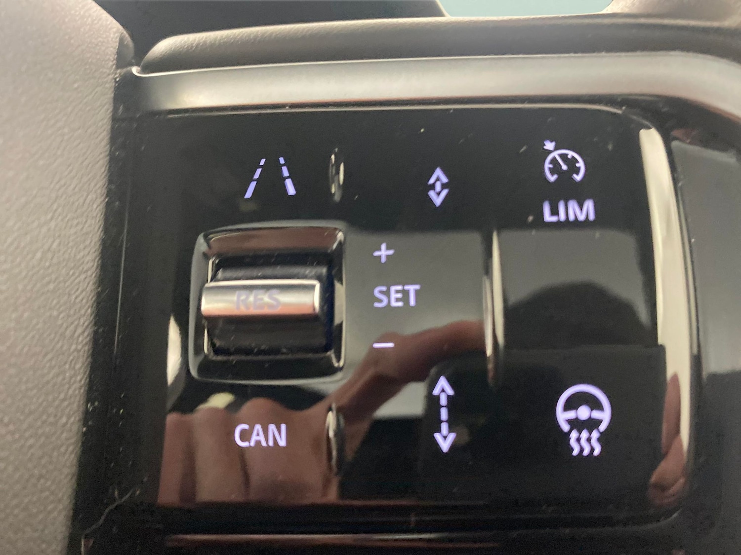 Used Land Rover Discovery Sport 2023 for sale - 78026951: Photo 21