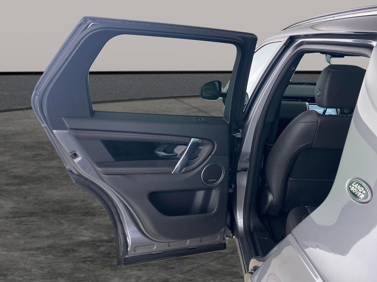 Used Land Rover Discovery Sport 2023 for sale - 78026951: Photo 29