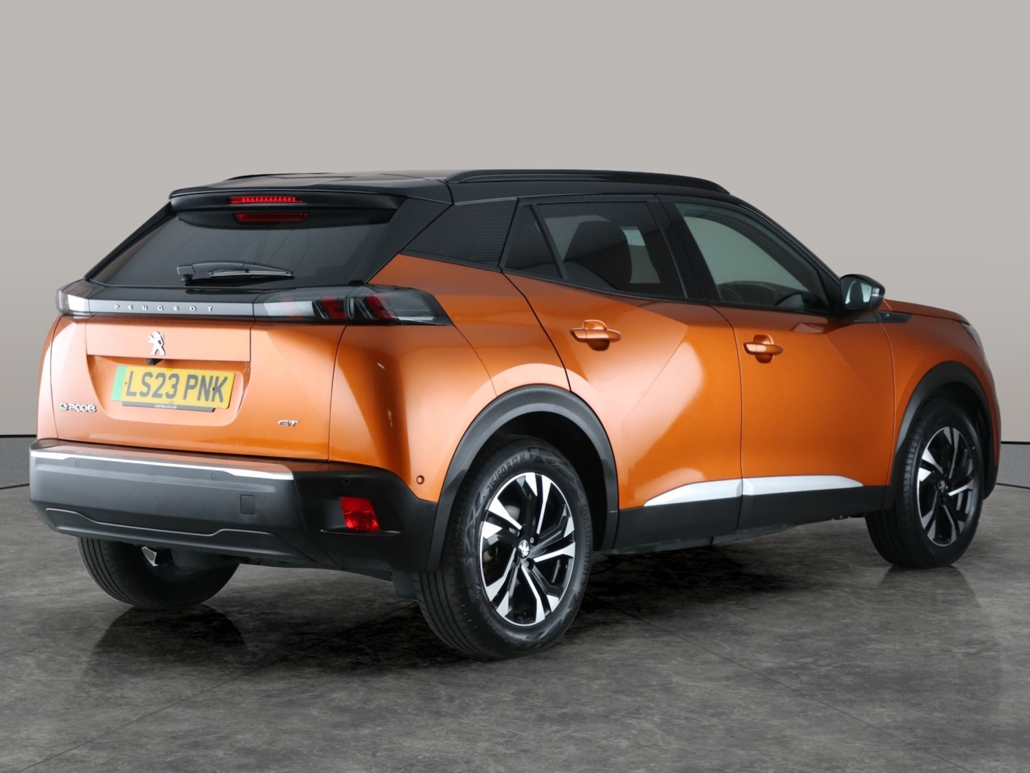 Used Peugeot E-2008 2023 for sale - 76788719: Photo 10