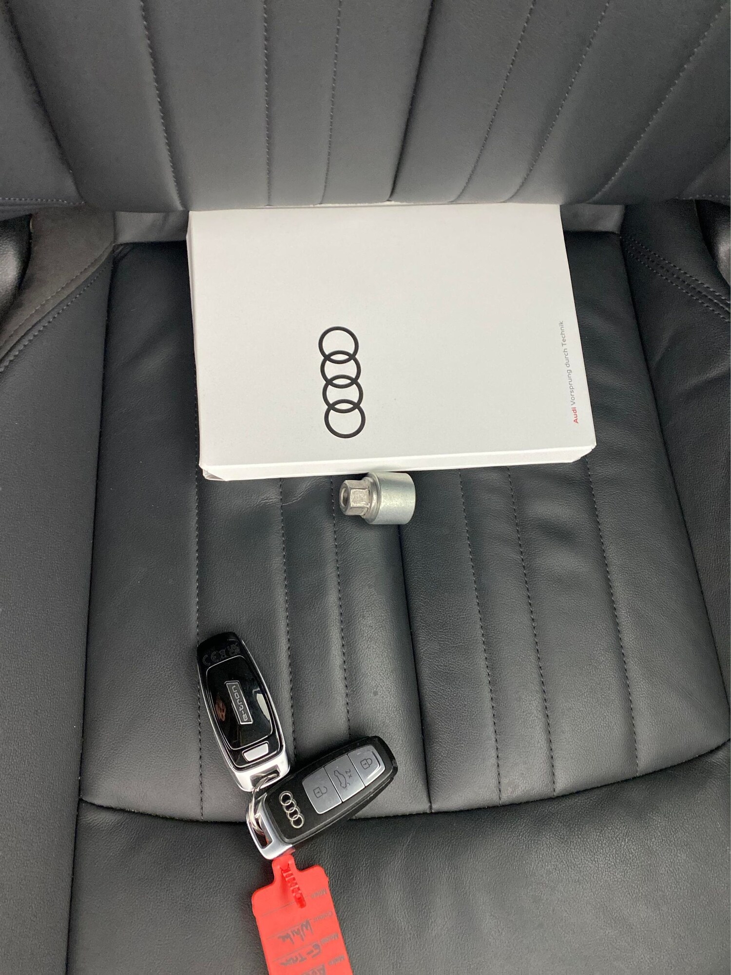 Used Audi e-tron 2022 for sale - 78218440: Photo 29