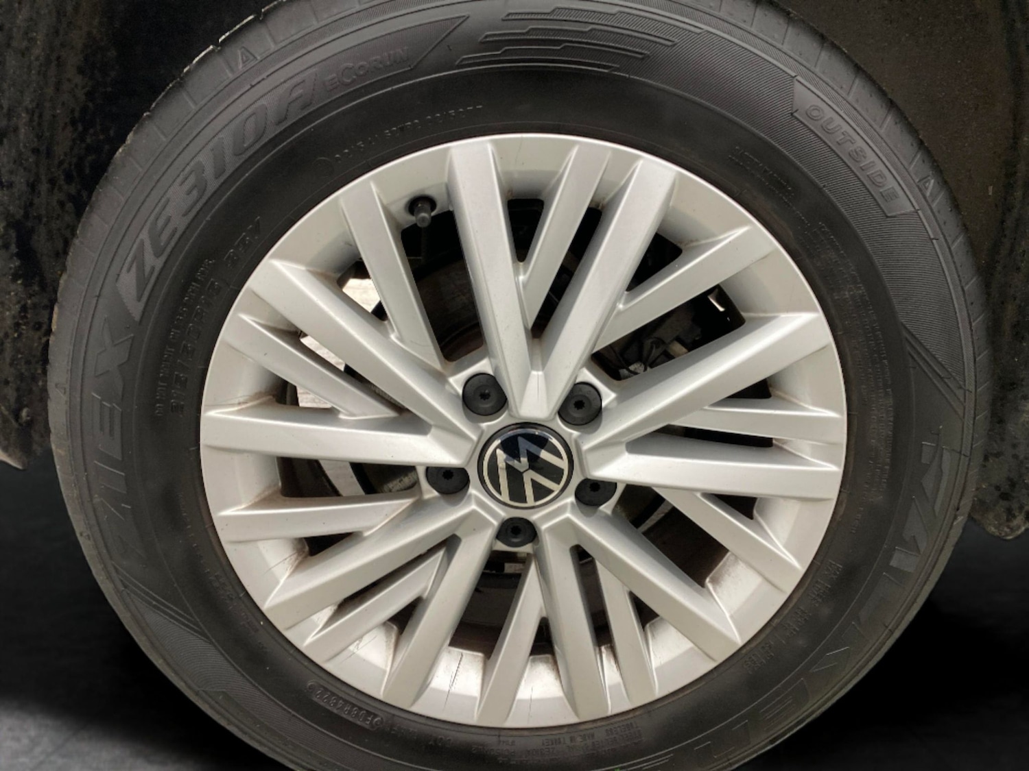 Used Volkswagen T-Roc 2023 for sale - 76557221: Photo 23