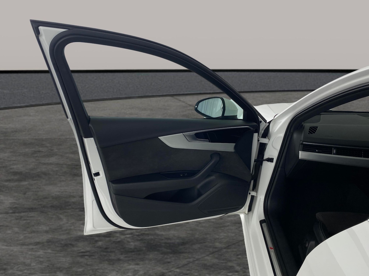 Used Audi A4 2021 for sale - 77036543: Photo 26