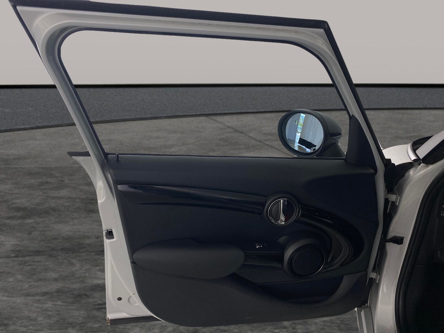 Vehicle 33