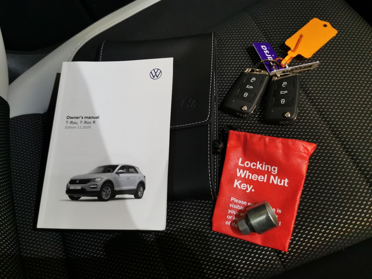 Used Volkswagen T-Roc 2021 for sale - 77877816: Photo 33