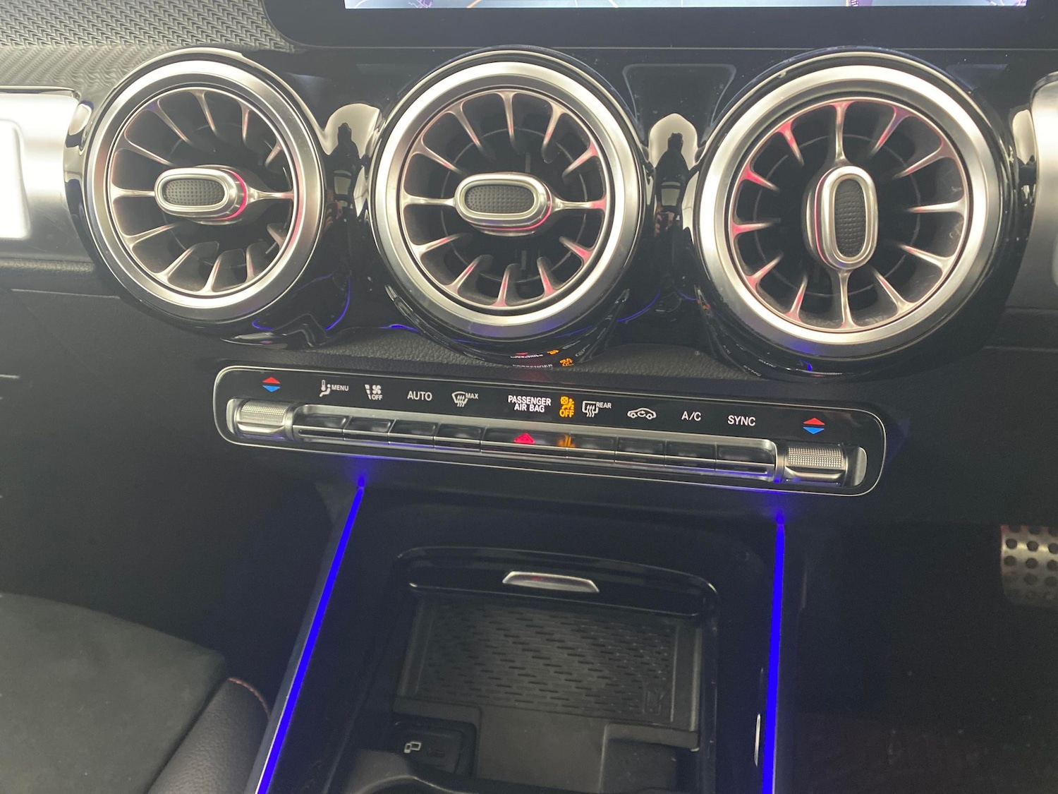 Used Mercedes-Benz GLB 2021 for sale - 76638432: Photo 17