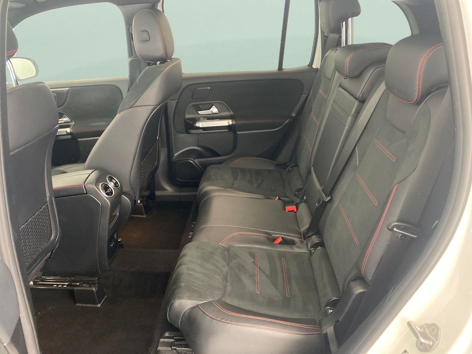 Used Mercedes-Benz GLB 2021 for sale - 76638432: Photo 28