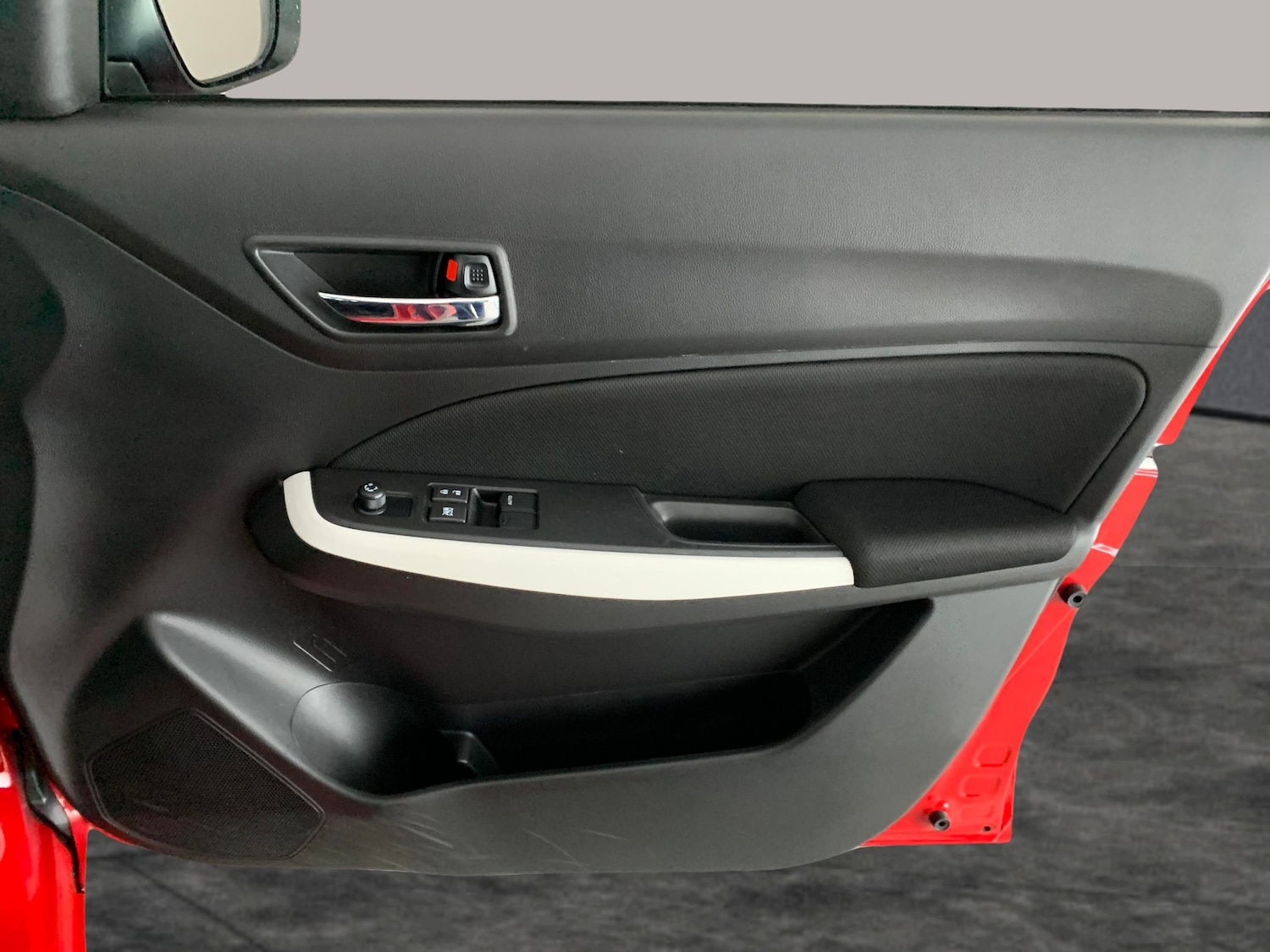 Used Suzuki Swift 2023 for sale - 76623936: Photo 29