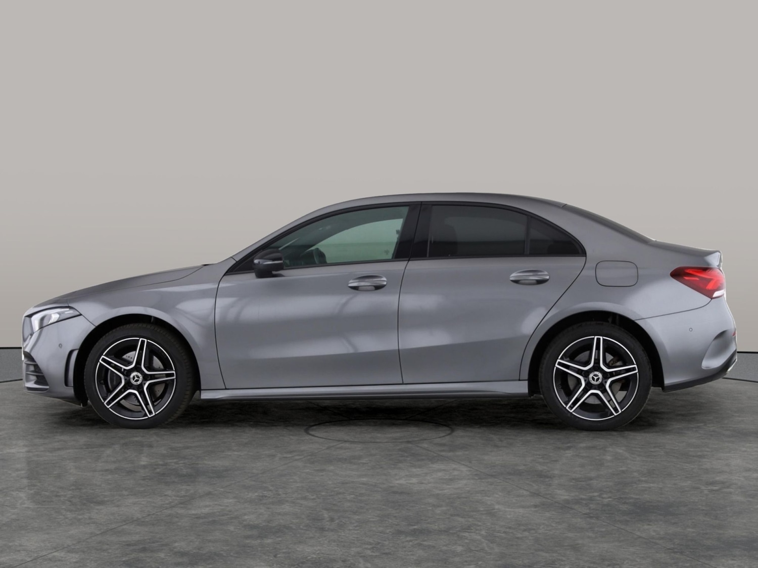Used Mercedes-Benz A-Class 2022 for sale - 76322812: Photo 11