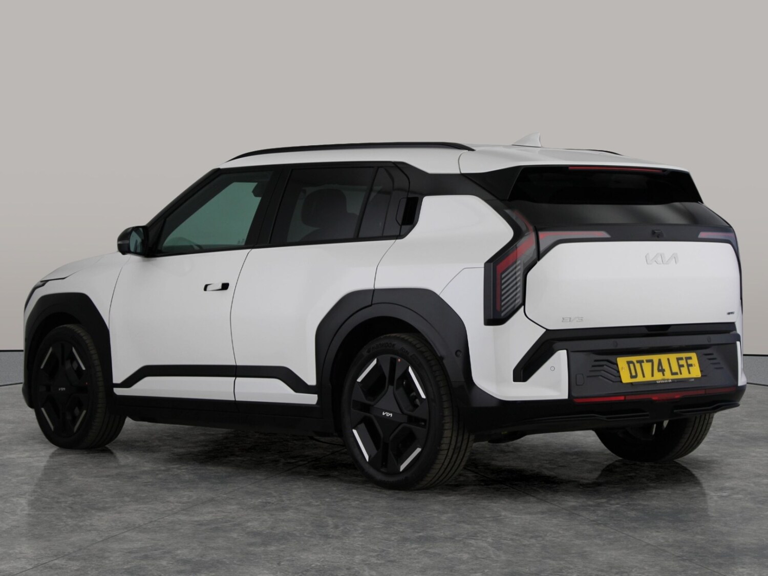 Used Kia EV3 2025 for sale - 78051839: Photo 15