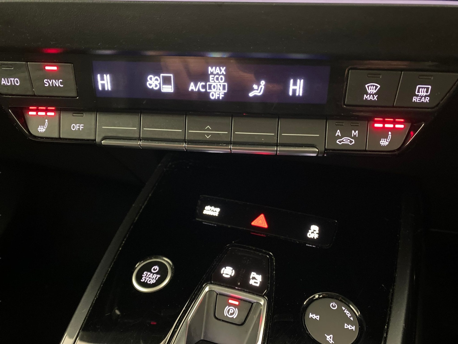 Used Audi Q4 e-tron 2023 for sale - 77802903: Photo 18