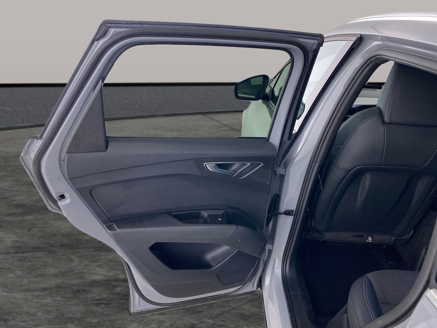 Used Audi Q4 e-tron 2023 for sale - 77802903: Photo 26