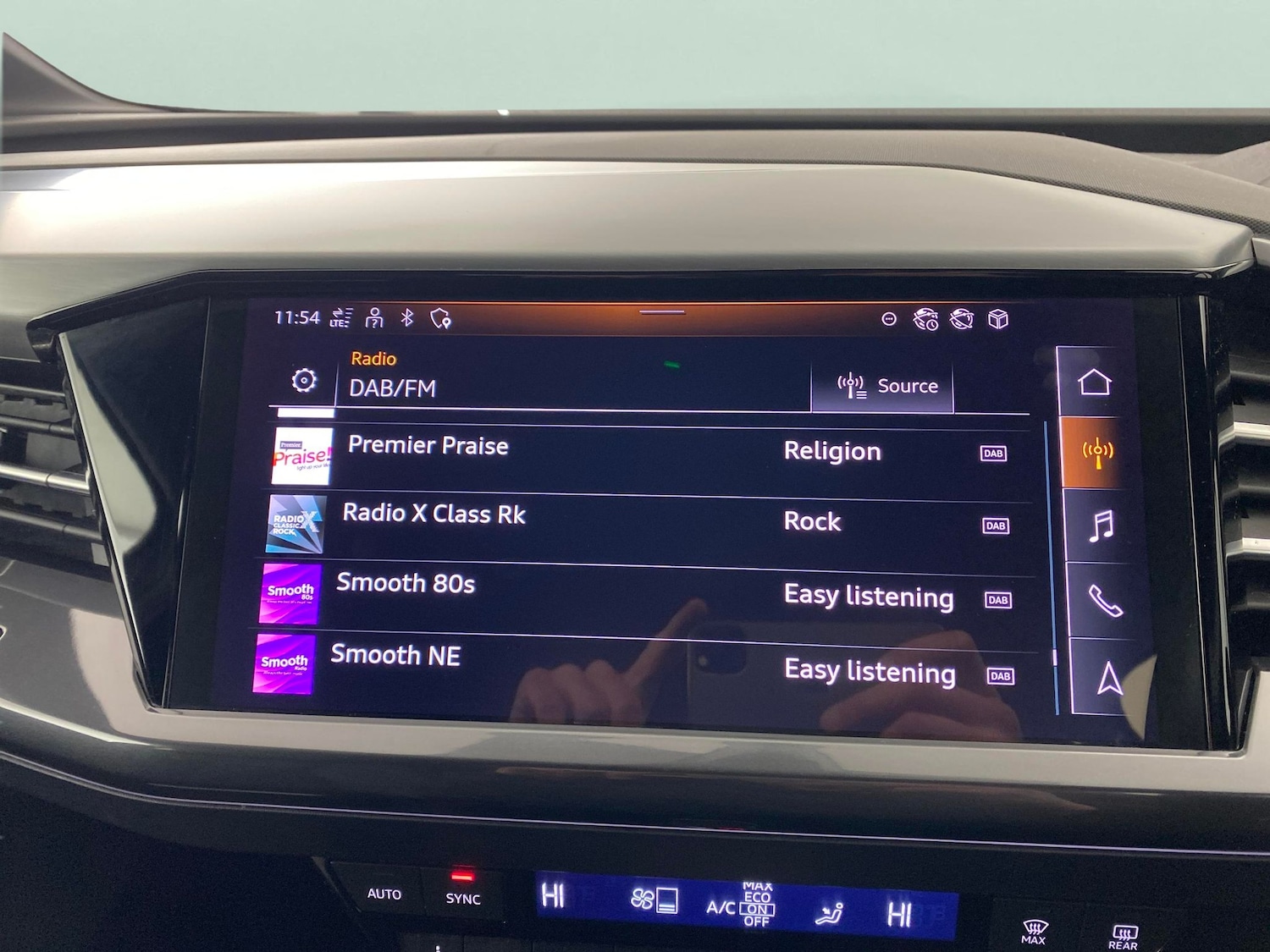 Used Audi Q4 e-tron 2023 for sale - 77802903: Photo 6