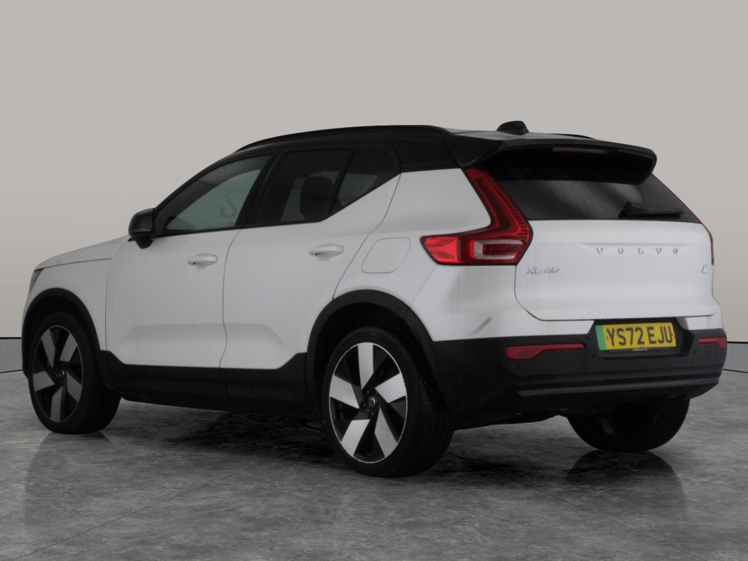 Used Volvo XC40 2022 for sale - 77529880: Photo 13