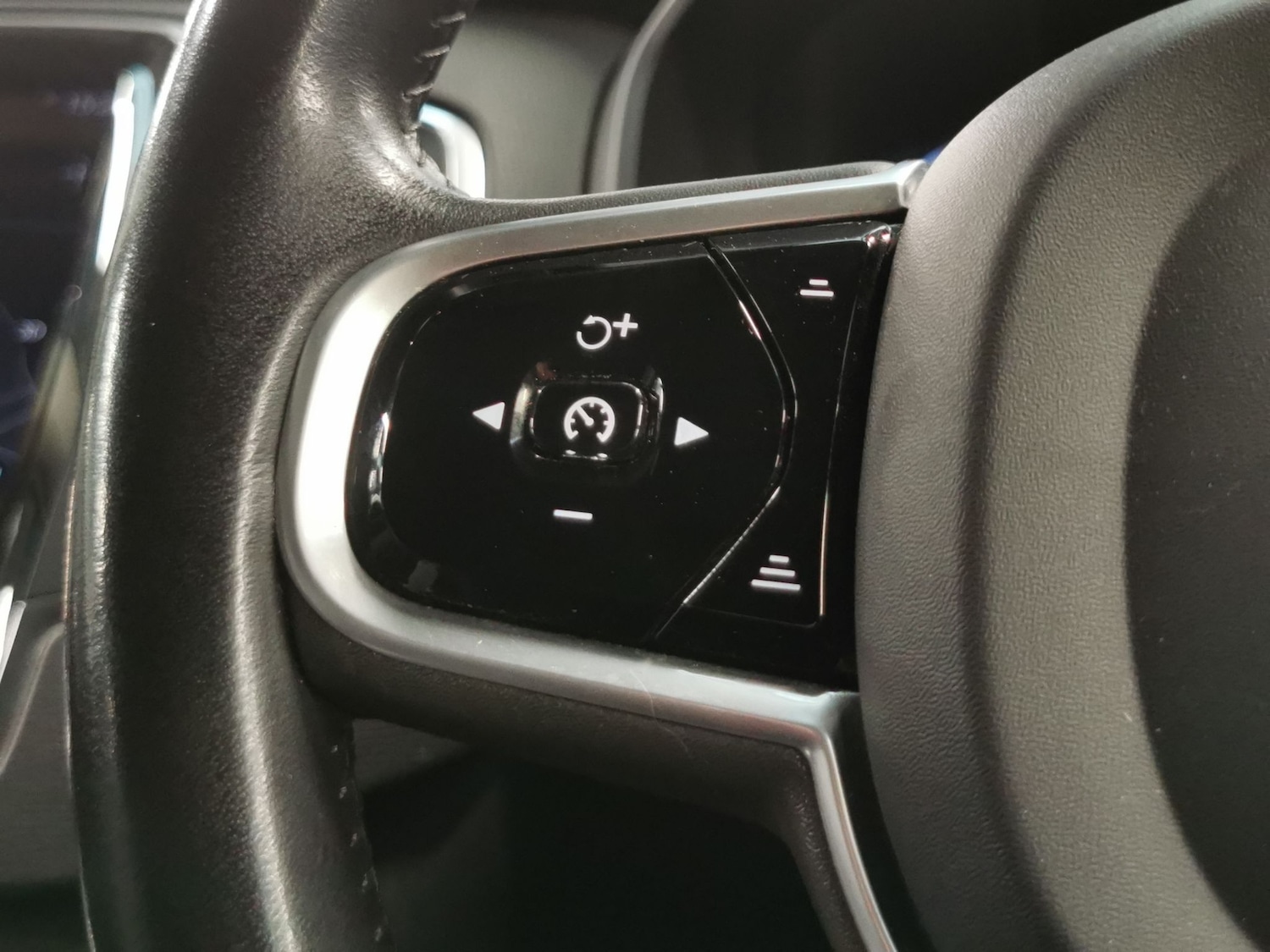 Used Volvo XC90 2020 for sale - 76534228: Photo 21