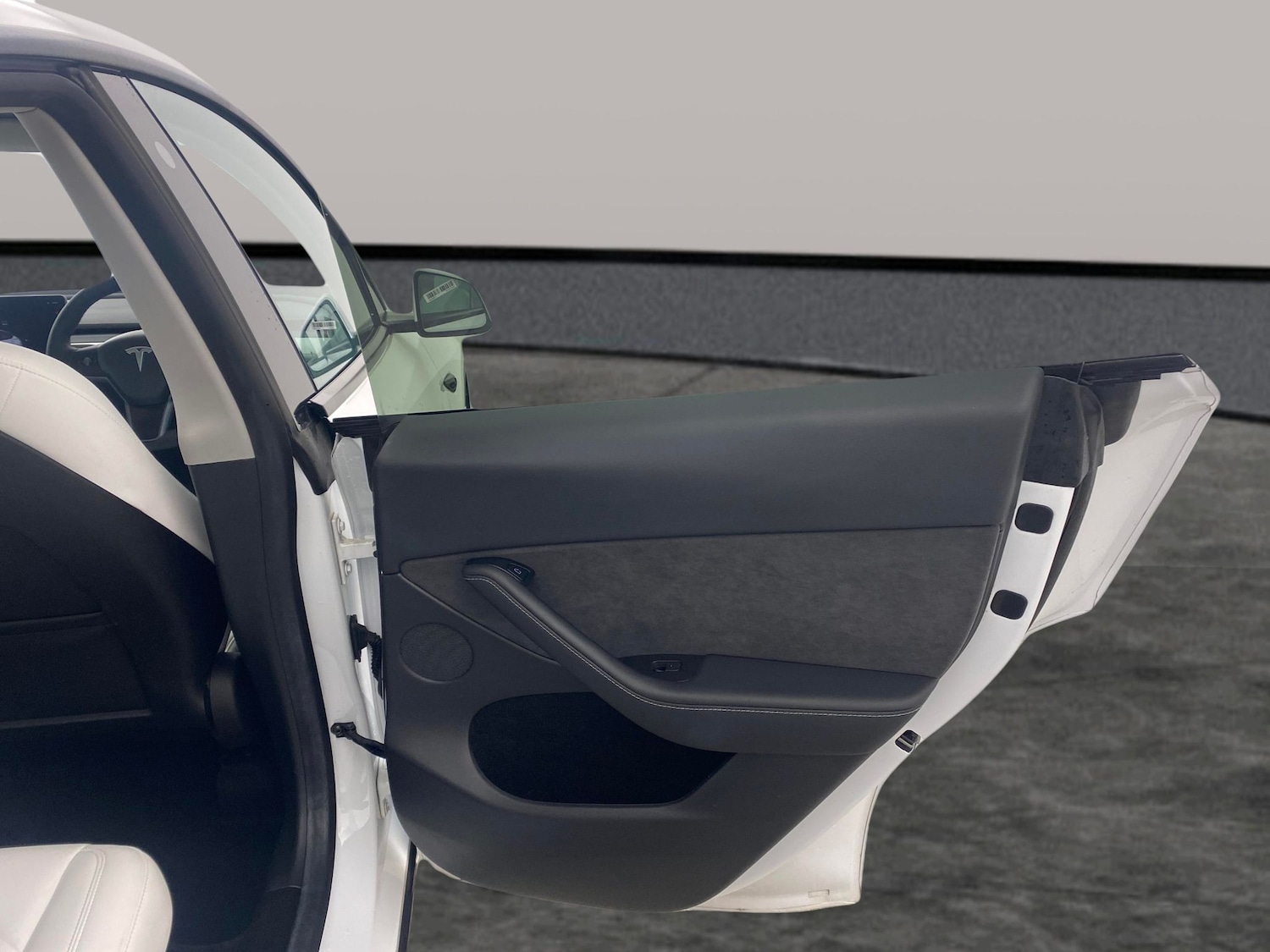 Used Tesla Model Y 2022 for sale - 76915379: Photo 27