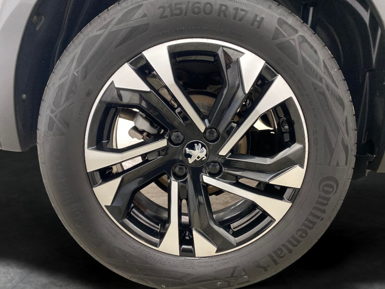 Used Peugeot 2008 2022 for sale - 77833696: Photo 22